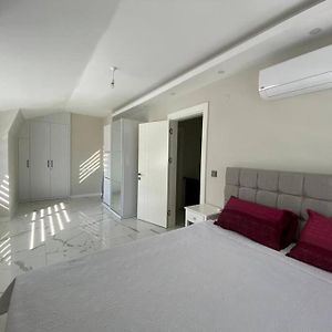 Appartement met Drie Slaapkamers
